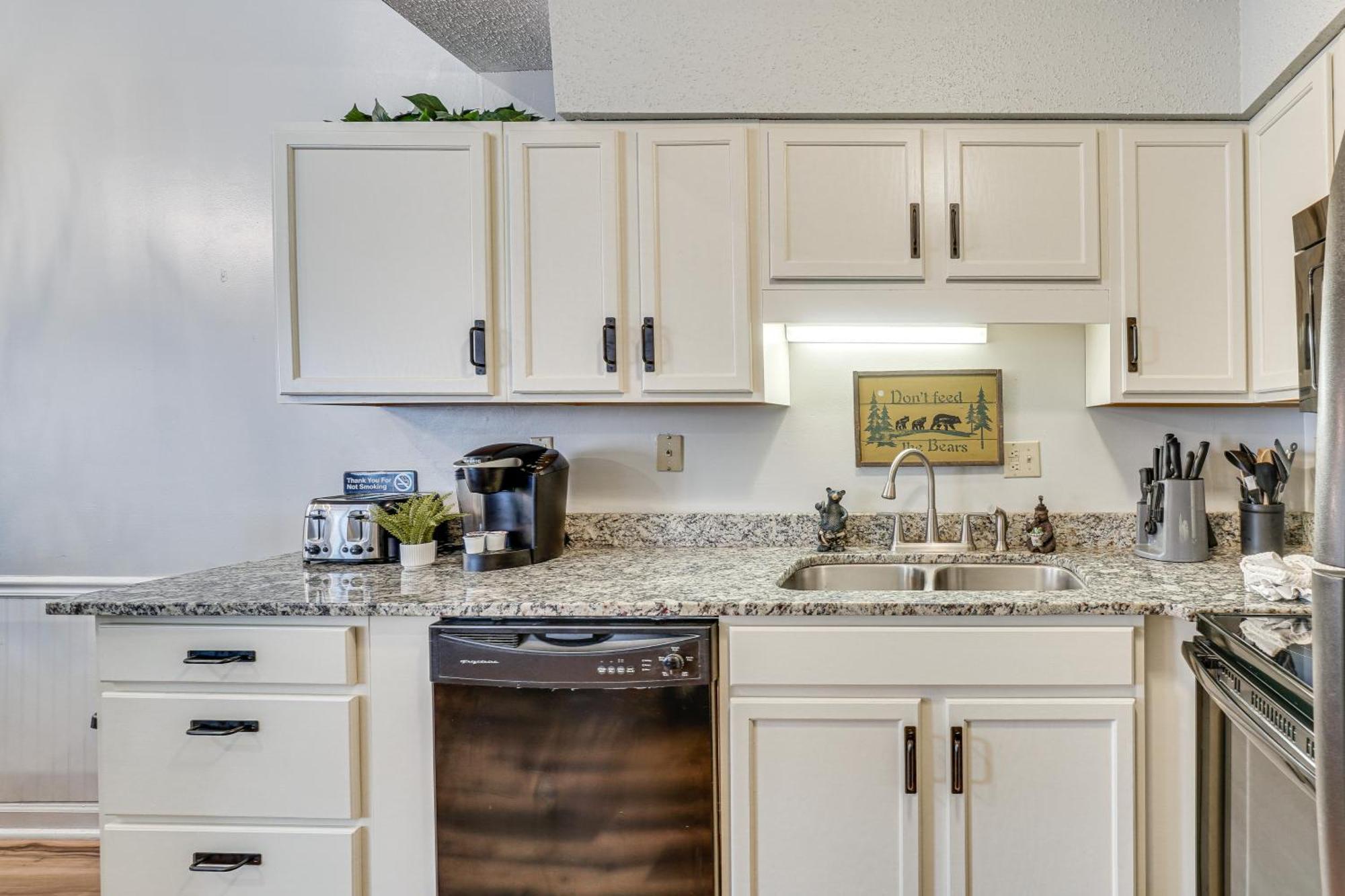 Downtown Gatlinburg Condo With Mountain-View Balcony 外观 照片