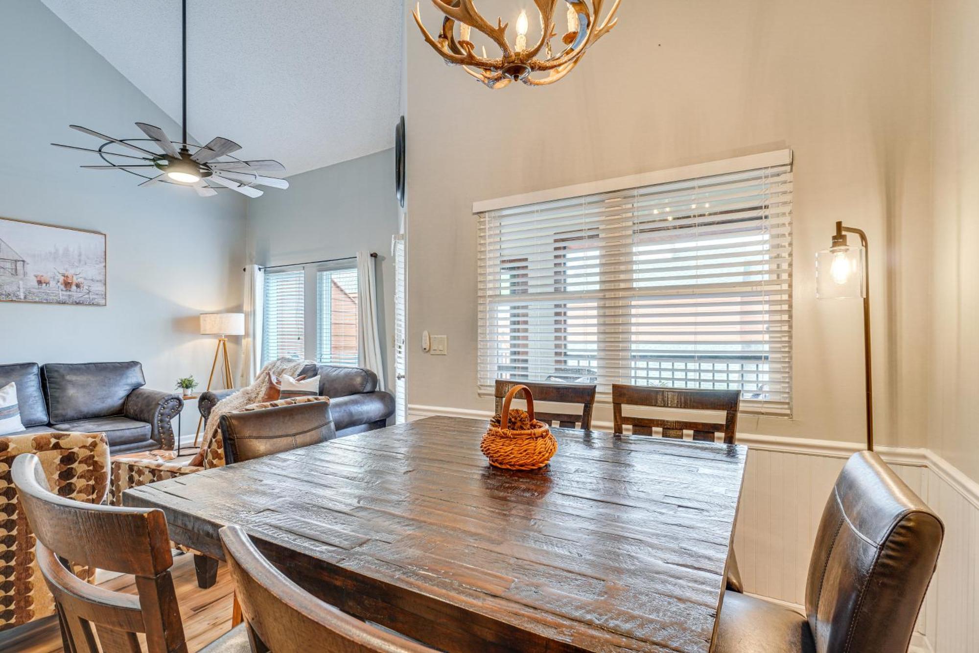 Downtown Gatlinburg Condo With Mountain-View Balcony 外观 照片