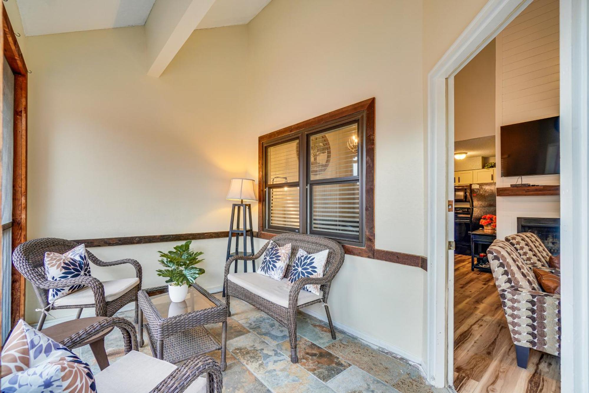 Downtown Gatlinburg Condo With Mountain-View Balcony 外观 照片